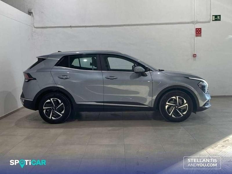 Usado Kia Sportage 137 CV (100 kW) 2024 Gris SUV