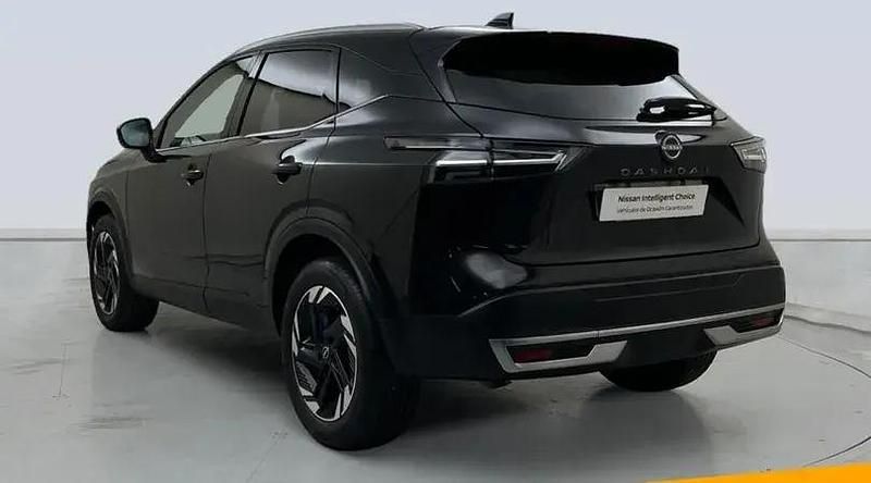 Usado Nissan Qashqai N-Connecta 140 CV (102 kW) 2025 Midnight black (metalizado) SUV