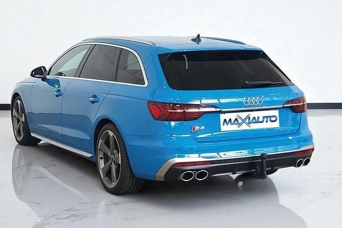 Usado Audi S4 341 CV (250 kW) 2022 Azul Familiar