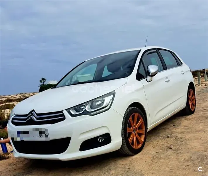 Usado Citroën C4 Feel 110 CV (80 kW) 2015 Blanco Berlina