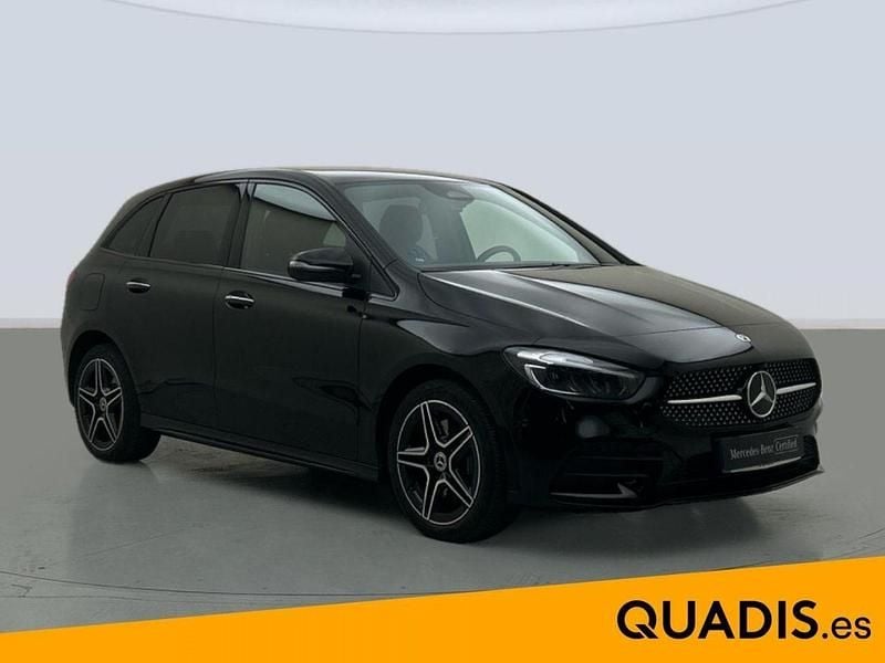 Usado Mercedes B250e AMG line 218 CV (160 kW) 2024 Negro Monovolumen