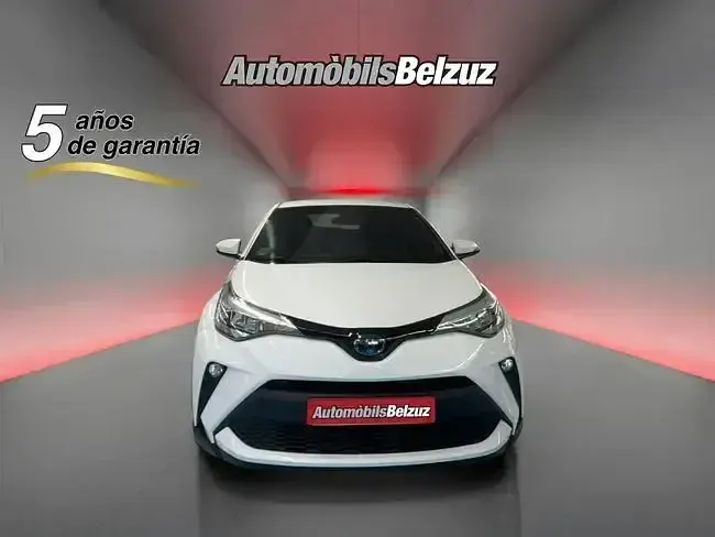 Käytetty Toyota C-HR Advance 184 HP (135 kW) 2022 Valkoinen Katumaasturi