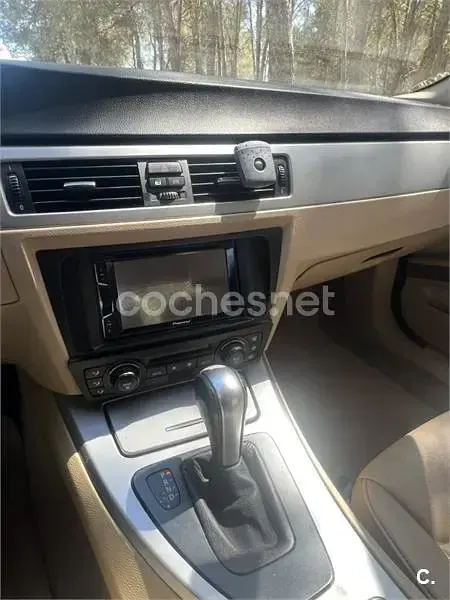 Usado BMW 320 163 CV (119 kW) 2006 Gris / plata Berlina