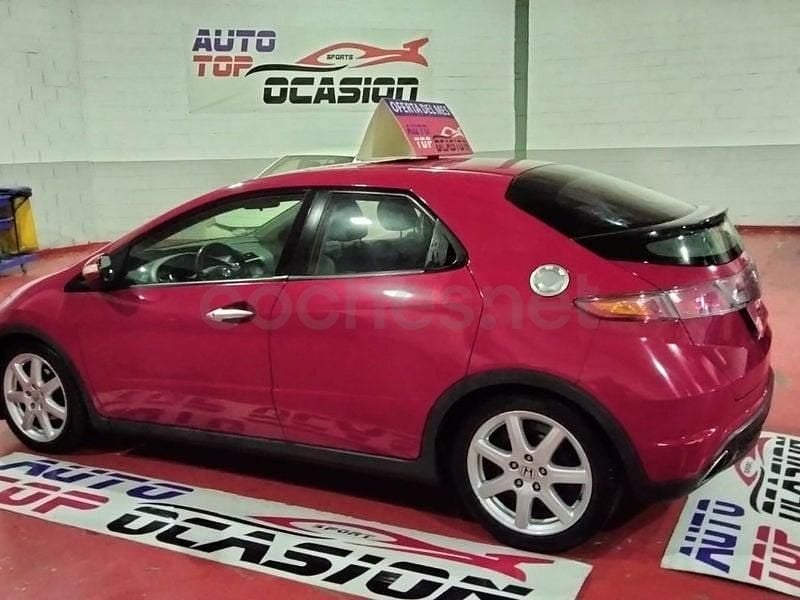 Usado Honda Civic Sport 140 CV (102 kW) 2009 Granate Berlina
