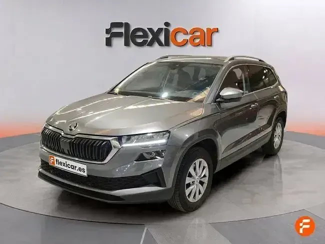 Usado Skoda Karoq 150 CV (110 kW) 2024 Gris SUV
