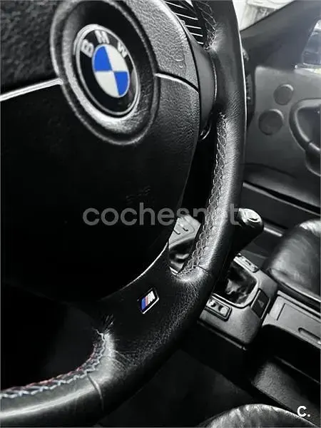 Usado BMW 318 Cabriolet 115 CV (84 kW) 1999 Negro Descapotable