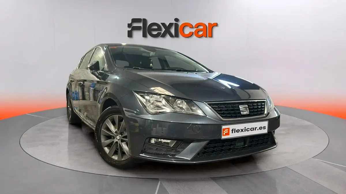 Käytetty Seat Leon Style 130 HP (95 kW) 2019 Sedan