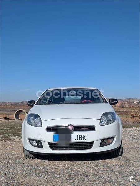 Usado Fiat Bravo Easy 120 CV (88 kW) 2014 Blanco Utilitario