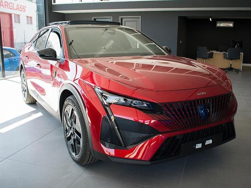 Rojo Nuevo 2025 Peugeot e-408 GT SUV | 39.900 € - Imagen 1/4