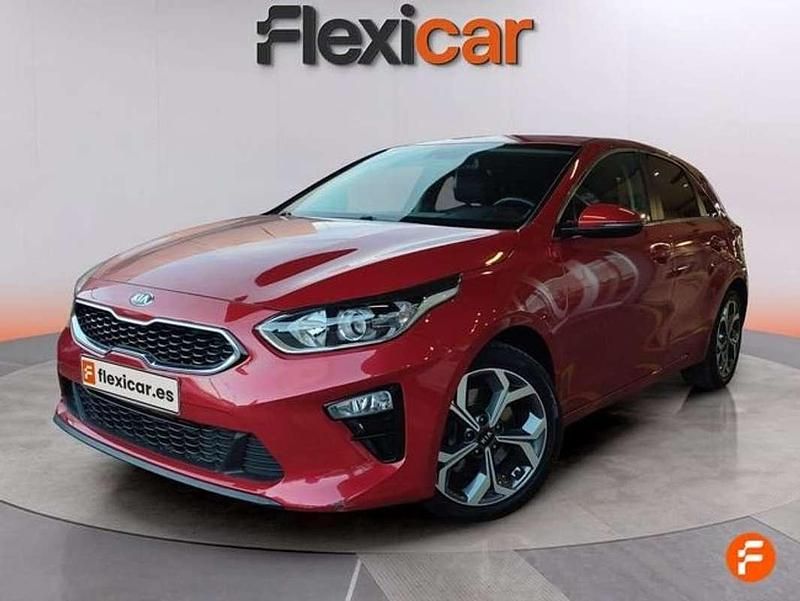 Usado Kia Ceed 101 CV (74 kW) 2020 Rojo Utilitario