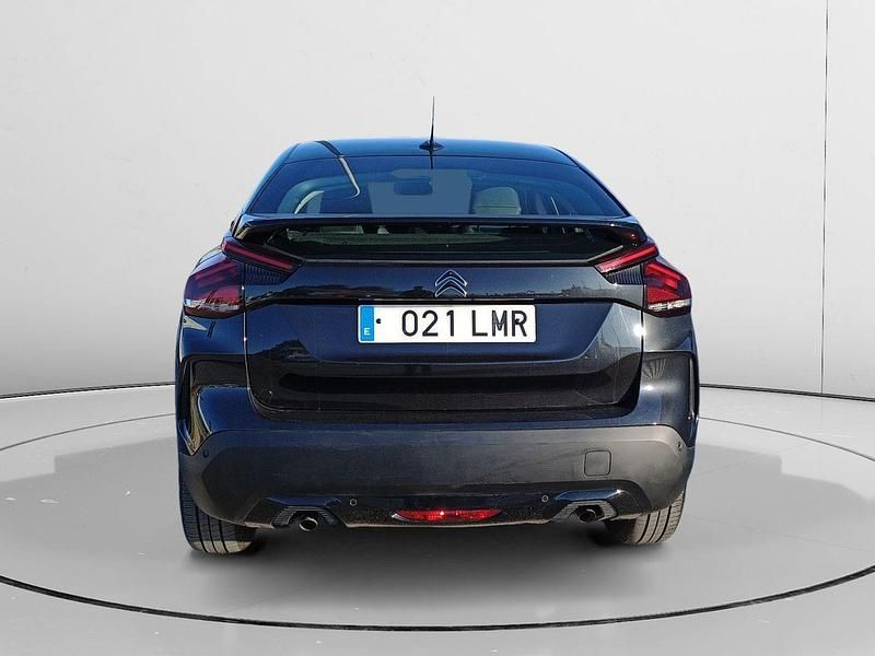 Usado Citroën C4 Feel 131 CV (96 kW) 2021 Negro SUV
