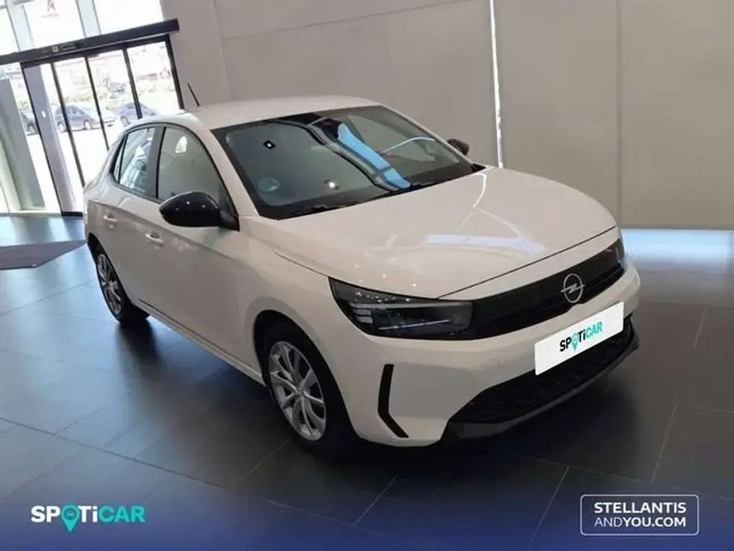 Usado Opel Corsa Edition 101 CV (74 kW) 2024 Blanco Utilitario
