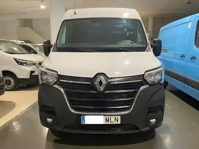 Usado Renault Master 150 CV (110 kW) 2023 Blanco Monovolumen