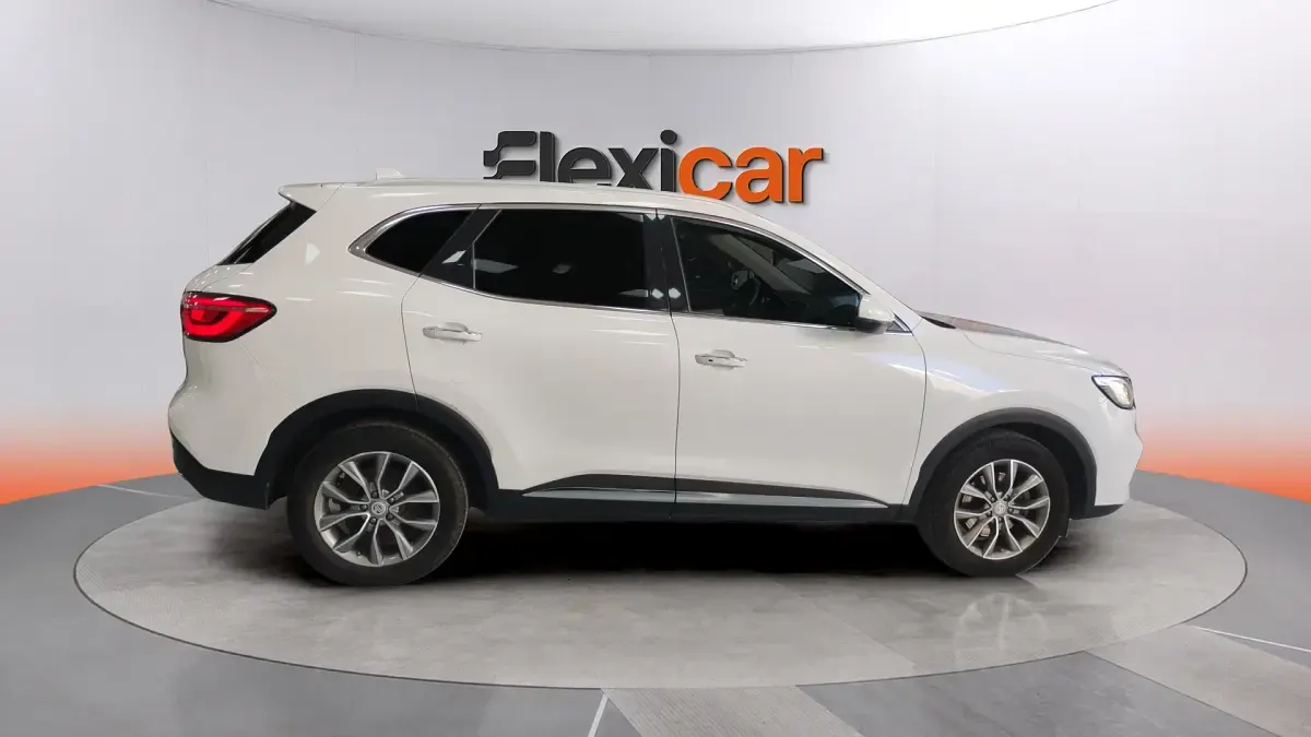 Usado MG HS Comfort 162 CV (119 kW) 2023 Blanco SUV