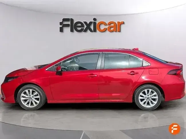 Usado Toyota Corolla Plus 140 CV (102 kW) 2023 Rojo Berlina