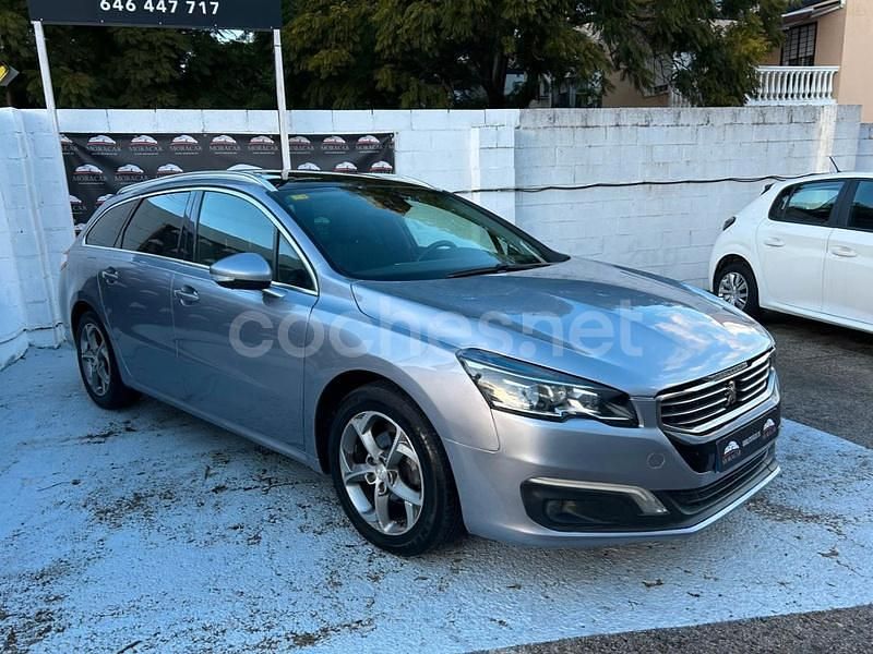 Usado Peugeot 508 SW GT-line 115 CV (84 kW) 2015 Gris / plata Familiar