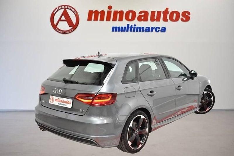 Usado Audi A3 S-Line 150 CV (110 kW) 2016 Gris / plata Berlina