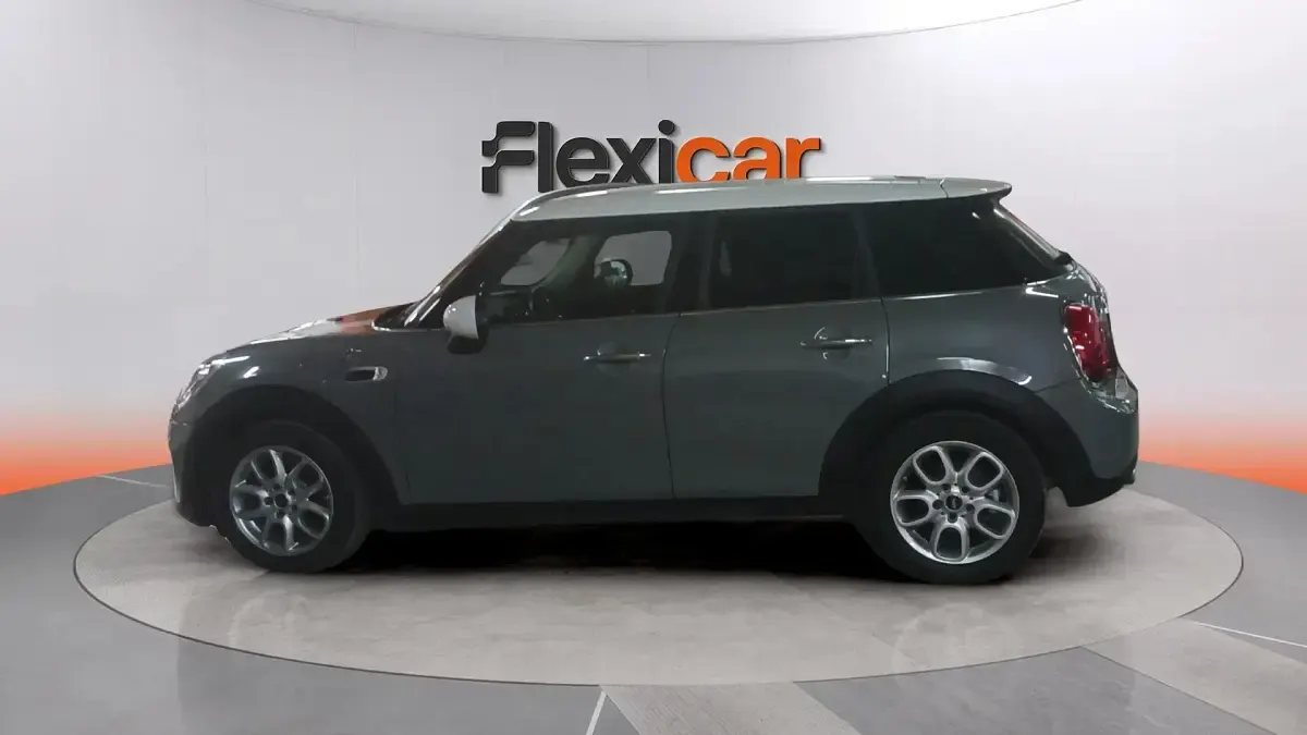 Usado Mini Cooper 136 CV (100 kW) 2018 Gris Utilitario