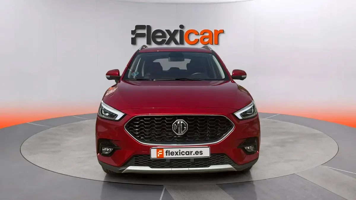 Usado MG ZS Luxury 106 CV (77 kW) 2023 Burdeos SUV