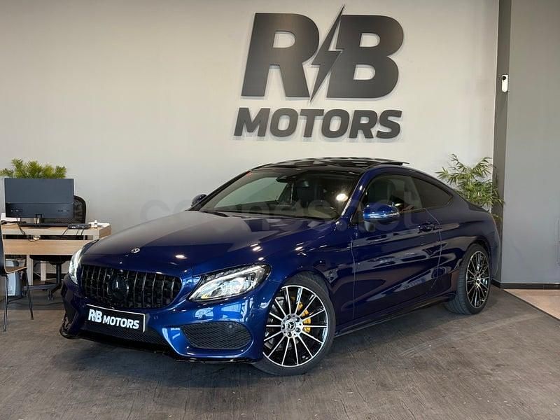 Usado Mercedes C220 170 CV (125 kW) 2018 Azul Coupe