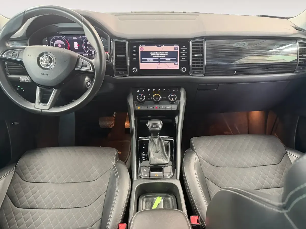 Usado Skoda Kodiaq Style 150 CV (110 kW) 2022 Negro SUV