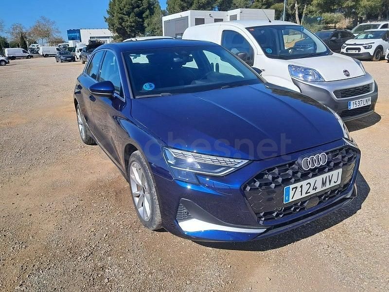 Usado Audi A3 Advanced Plus 110 CV (80 kW) 2024 Azul Berlina