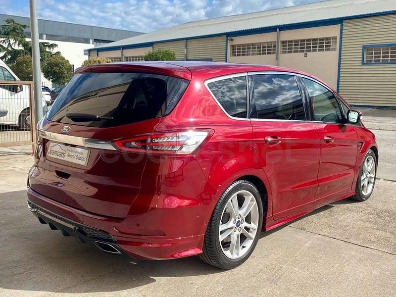 Usado Ford S-MAX Vignale 210 CV (154 kW) 2016 Rojo Monovolumen