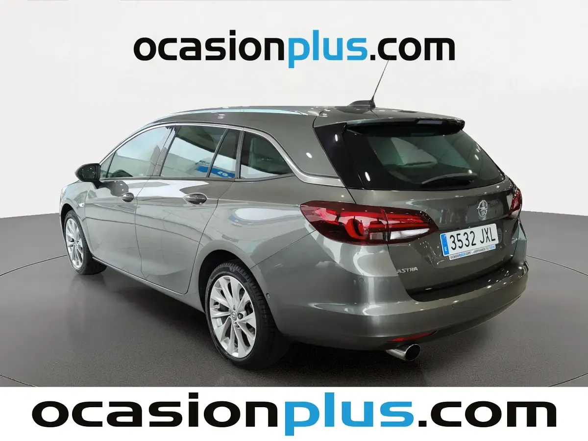 Usado Opel Astra Excellence 150 CV (110 kW) 2017 Gris Monovolumen