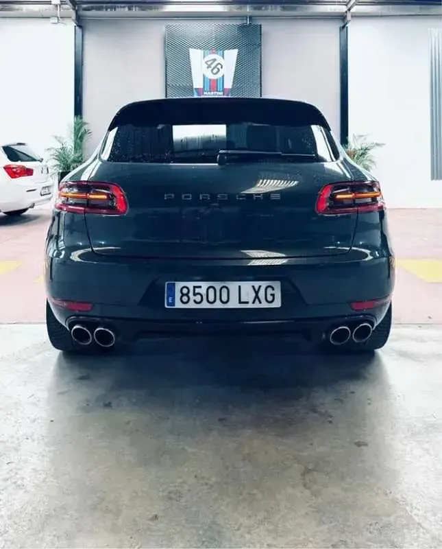 Usado Porsche Macan 258 CV (189 kW) 2018 Gris SUV