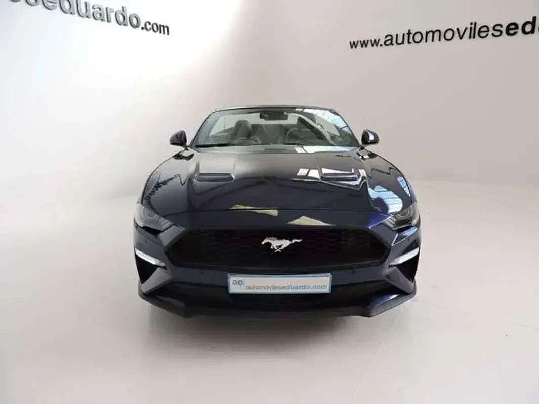 Usado Ford Mustang Convertible 290 CV (213 kW) 2019 Azul Descapotable