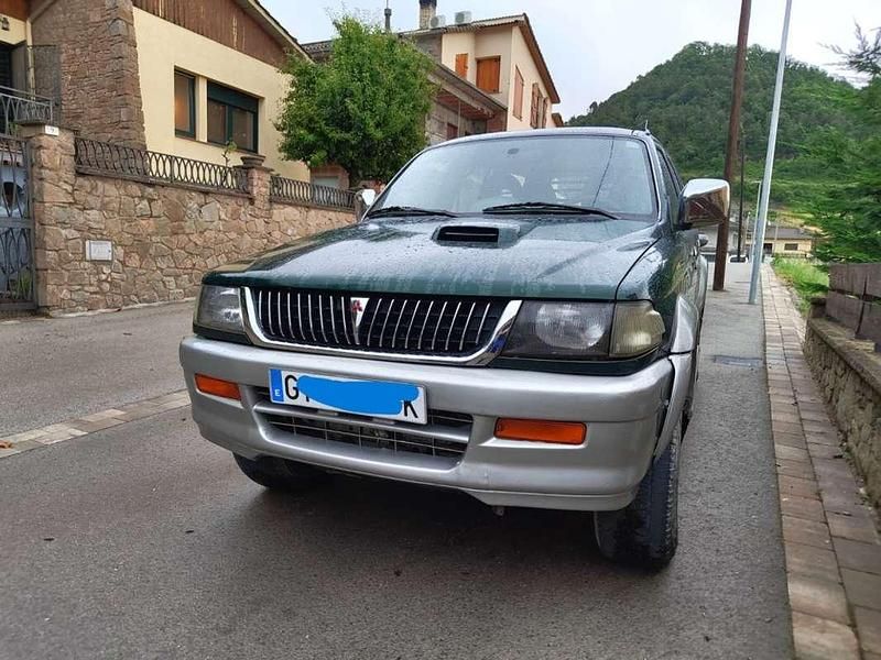 Verde Usado 1996 Mitsubishi Montero SUV | 6200 € (Un poco caro) - Imagen 1/4