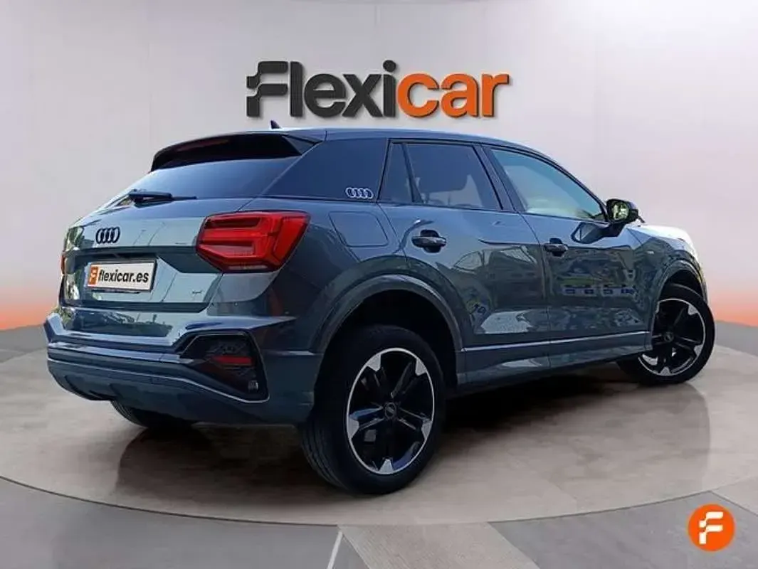 Usado Audi Q2 116 CV (85 kW) 2021 Gris SUV