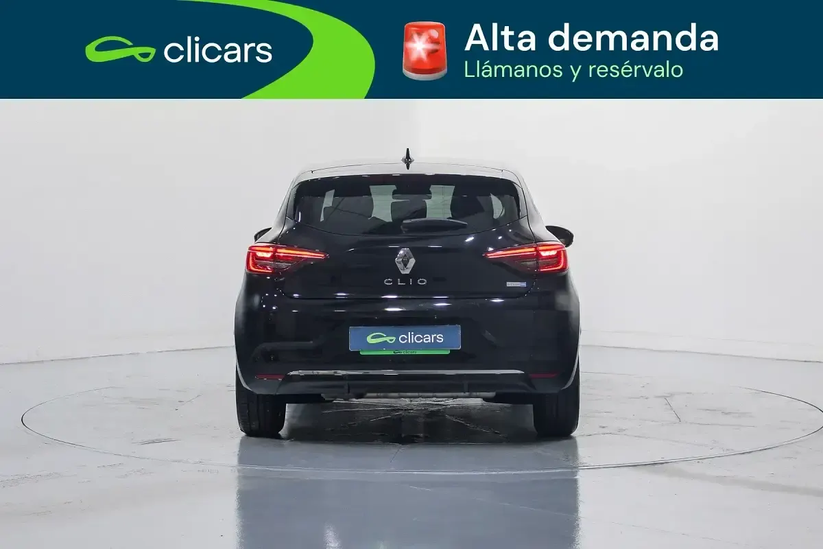 Usado Renault Clio Techno 140 CV (102 kW) 2022 Negro Utilitario