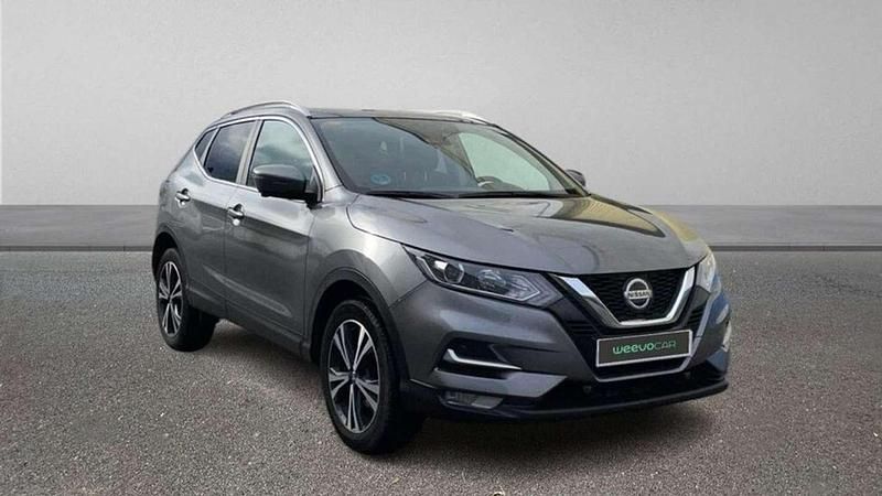 Usado Nissan Qashqai Acenta 140 CV (102 kW) 2020 Gris SUV