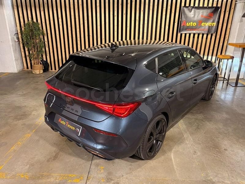 Usado Cupra Leon 245 CV (180 kW) 2021 Gris / plata Berlina