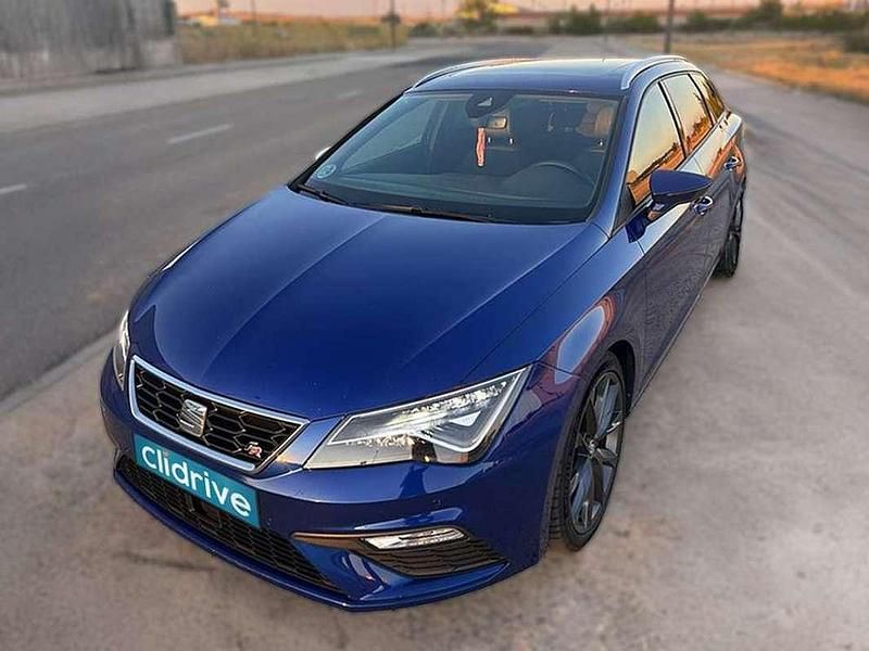 Usado Seat Leon FR 150 CV (110 kW) 2019 Azul Utilitario