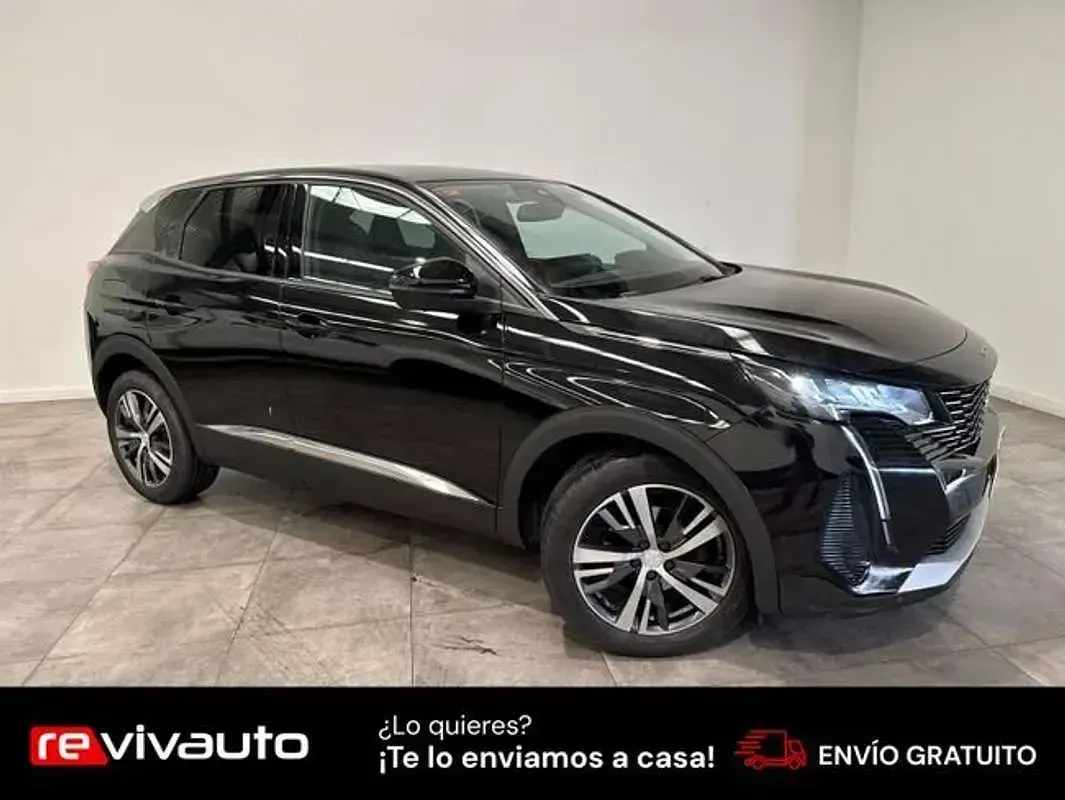 Usado Peugeot 3008 Allure 131 CV (96 kW) 2021 Negro SUV