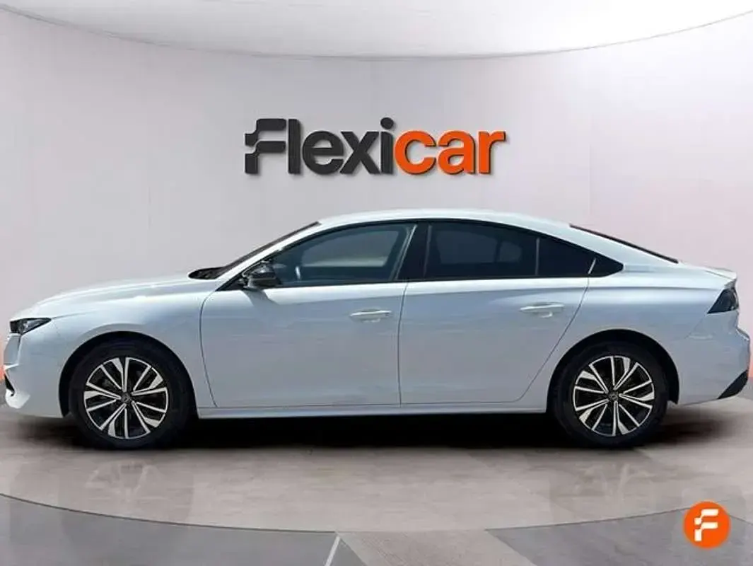 Usado Peugeot 508 Allure 131 CV (96 kW) 2024 Blanco Berlina