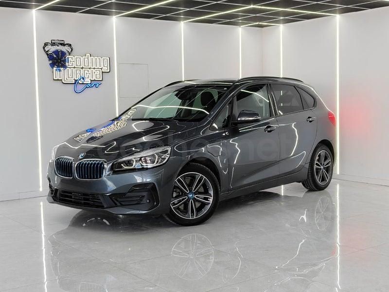 Usado BMW 225 Active Tourer iPerformance 224 CV (164 kW) 2019 Gris / plata Monovolumen