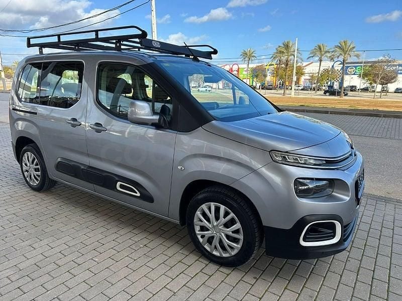 Usado Citroën Berlingo Feel 102 CV (75 kW) 2020 Gris / plata Monovolumen