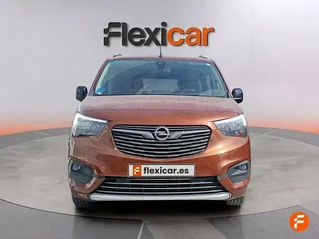 Usado Opel Combo-e Life Edition 100 kW (136 CV) 2022 Naranja Berlina