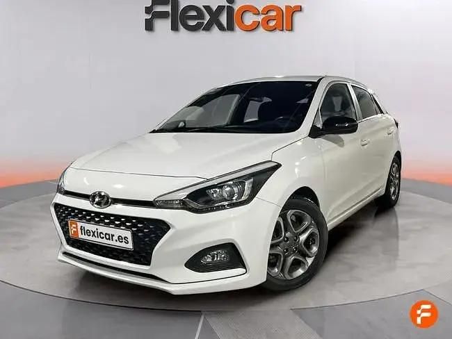 Usado Hyundai i20 Active 100 HP (73 kW) 2019 Branco Sedan