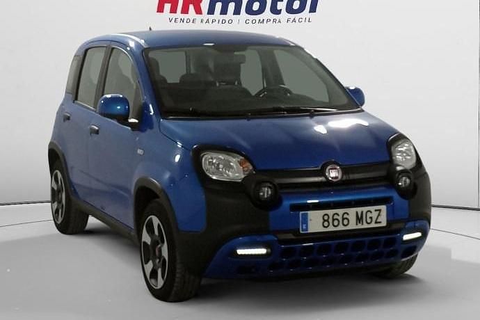Usado Fiat Panda Cross Cross 70 CV (51 kW) 2023 Utilitario