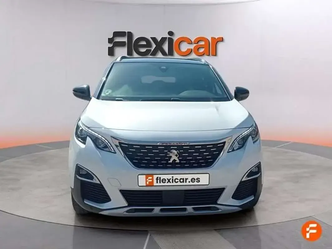 Usado Peugeot 5008 GT-line 120 CV (88 kW) 2017 Blanco SUV