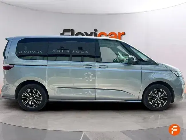 Usado VW Multivan Life 218 CV (160 kW) 2022 Gris Monovolumen