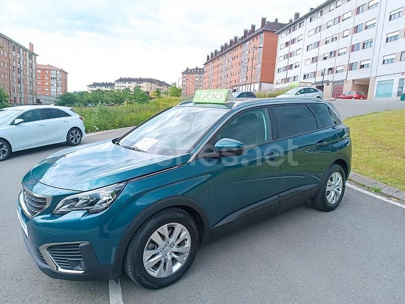 Verde Usado 2017 Peugeot 5008 Allure Monovolumen | 16.900 € (Precio justo) - Imagen 1/4