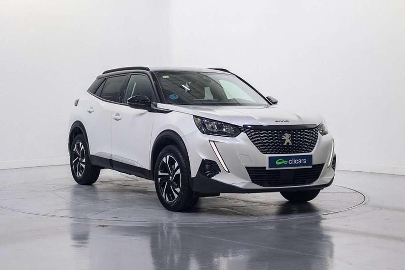 Usado Peugeot 2008 Allure 131 CV (96 kW) 2020 Blanco SUV