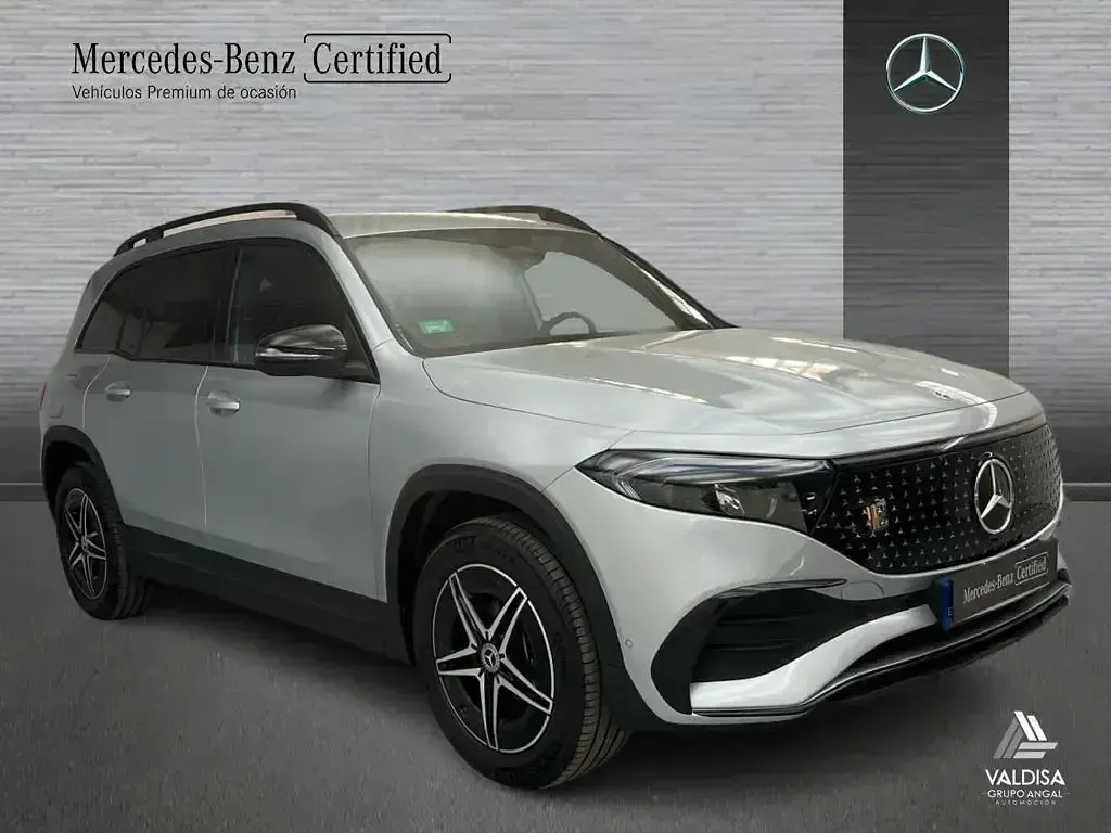 Usado Mercedes EQB250+ AMG 139 kW (190 CV) 2026 Gris plata SUV