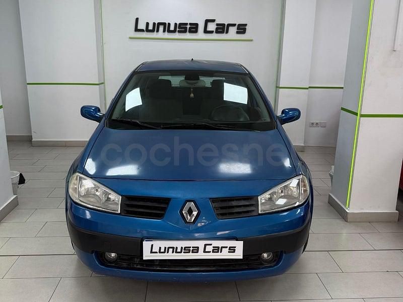 Usado Renault Mégane II Expression 80 CV (58 kW) 2003 Azul Berlina