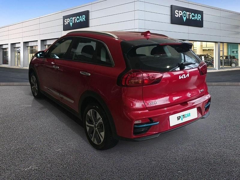 Usado Kia Niro 150 kW (204 CV) 2022 Rojo SUV
